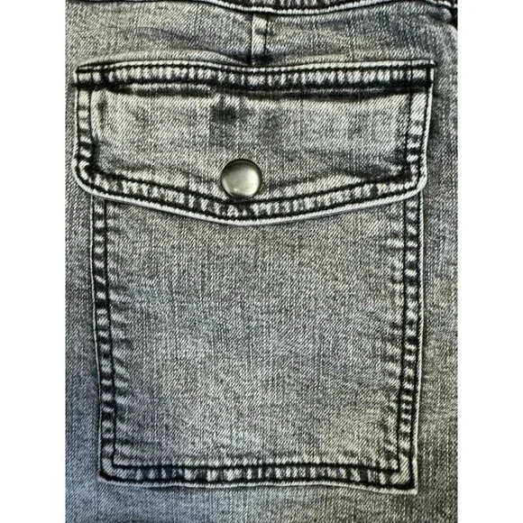 INC Exotic Escape Black Acid Wash Women's Denim Shorts Size 2/26